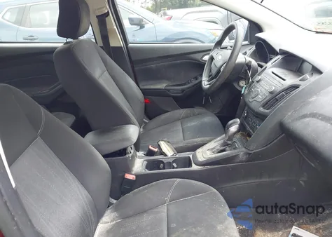 2017 Ford Focus Se z USA, uszkodzony, nr VIN 1FADP3F2XHL316979